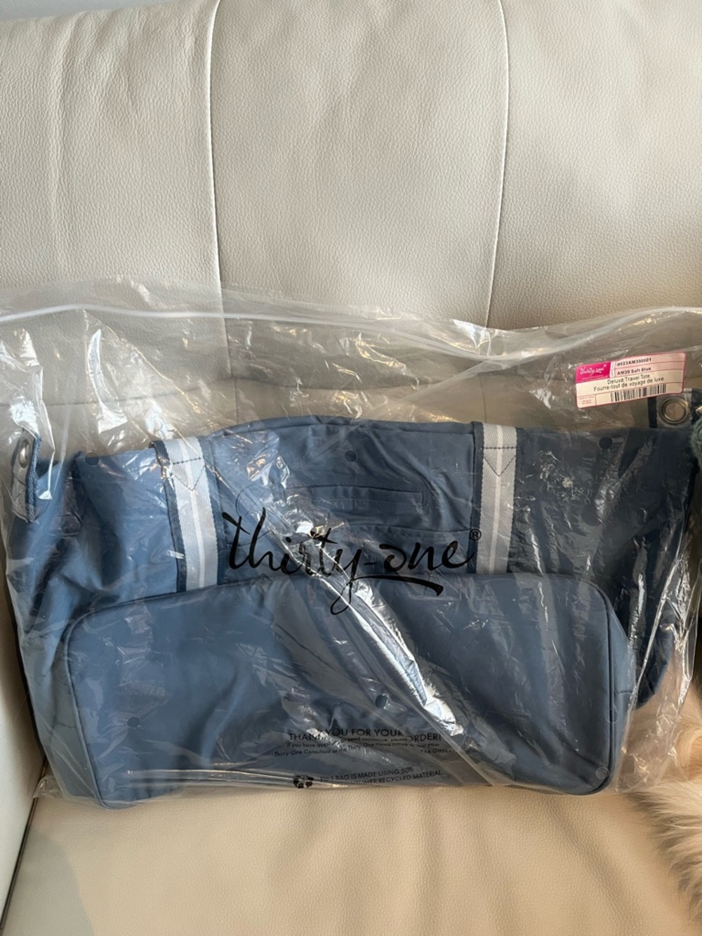 thirty-one deluxe travel tote in soft blue